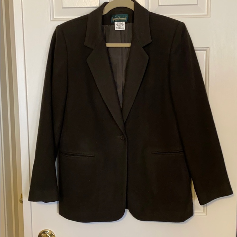 Harve Benard Brown Blazer